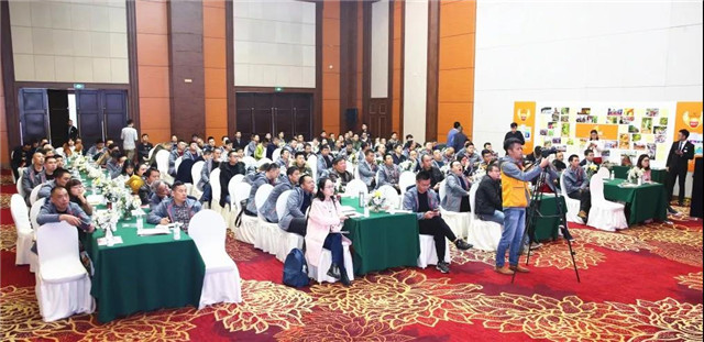 诺普信惊艳亮相植保会,四场论坛接连引爆会场,一心为农彰显新未来 诺普信惊艳亮相植保会,四场论坛接连引爆会场,一心为农彰显新未来